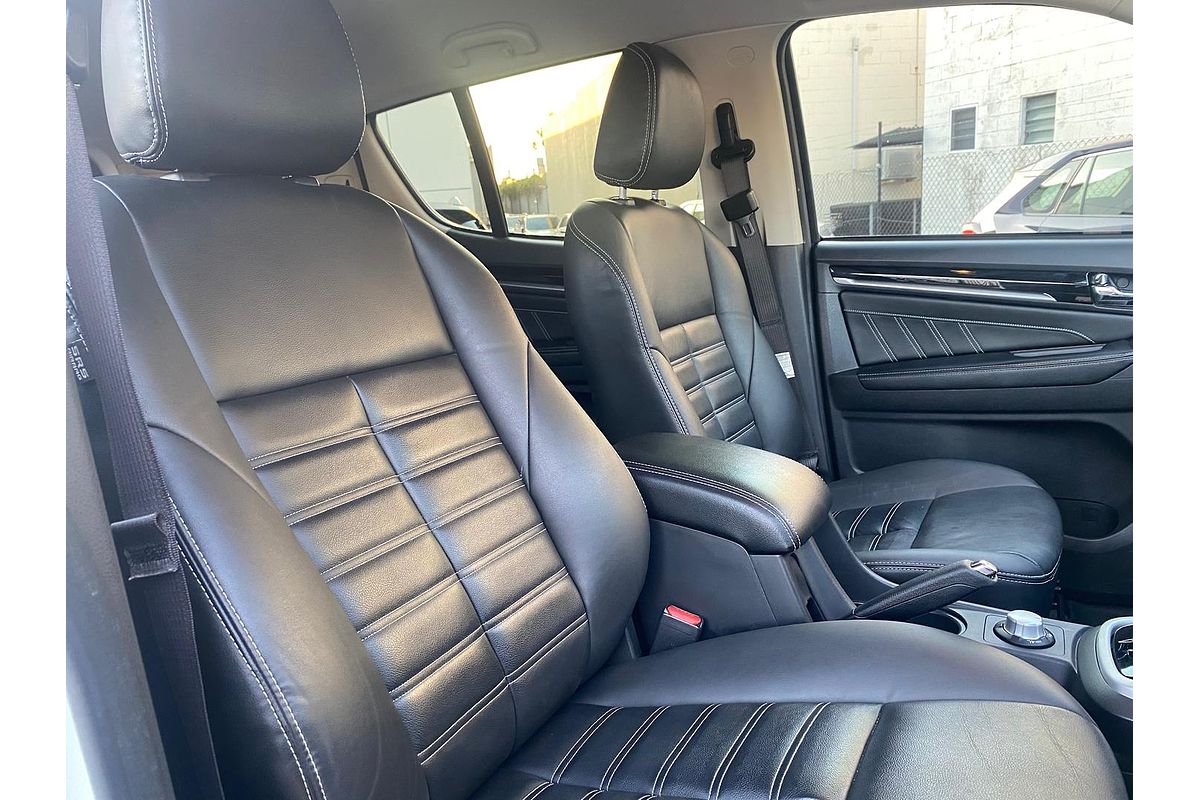2021 Isuzu MU-X LS-T