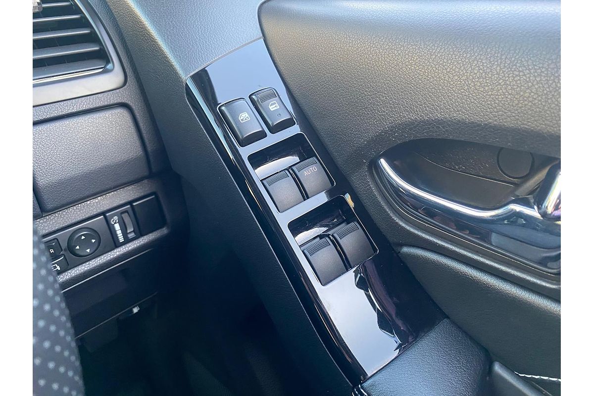 2021 Isuzu MU-X LS-T