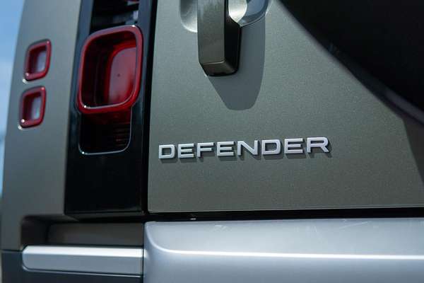 2023 Land Rover Defender 110 P300 L663