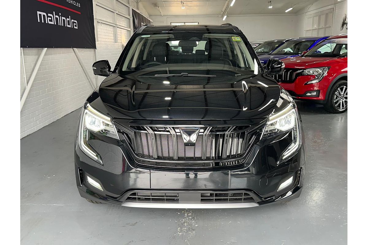 2024 Mahindra XUV700 AX7L Black Edition