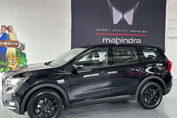 2024 Mahindra XUV700 AX7L Black Edition