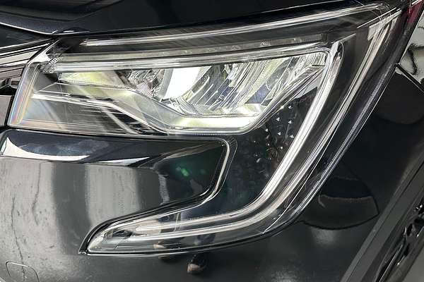 2024 Mahindra XUV700 AX7L Black Edition