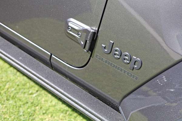 2022 Jeep Gladiator Night Eagle JT All Wheel Drive