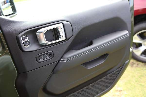 2023 Jeep Wrangler Unlimited Overland JL