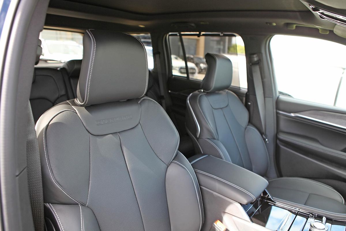 2023 Jeep Grand Cherokee Overland WL