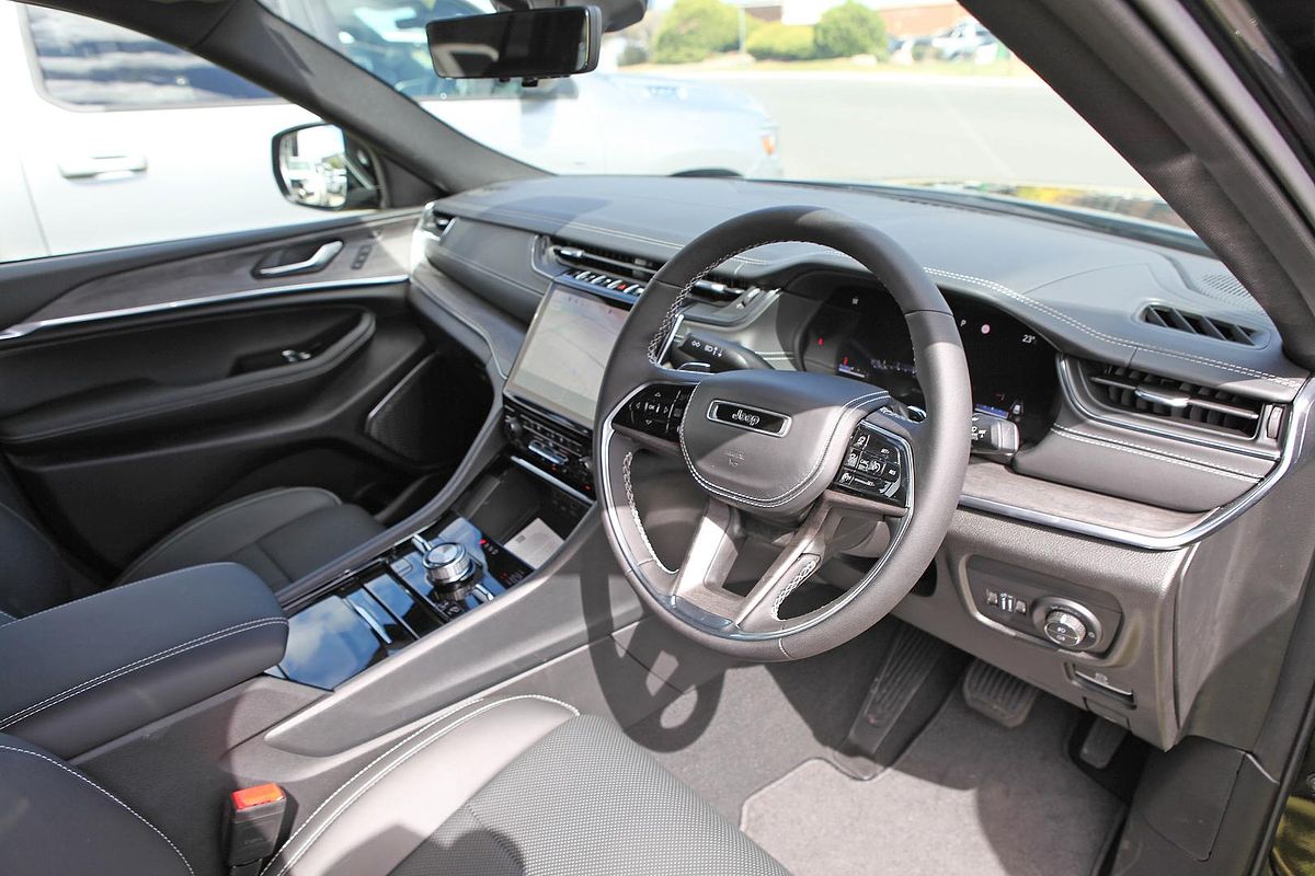 2023 Jeep Grand Cherokee Overland WL