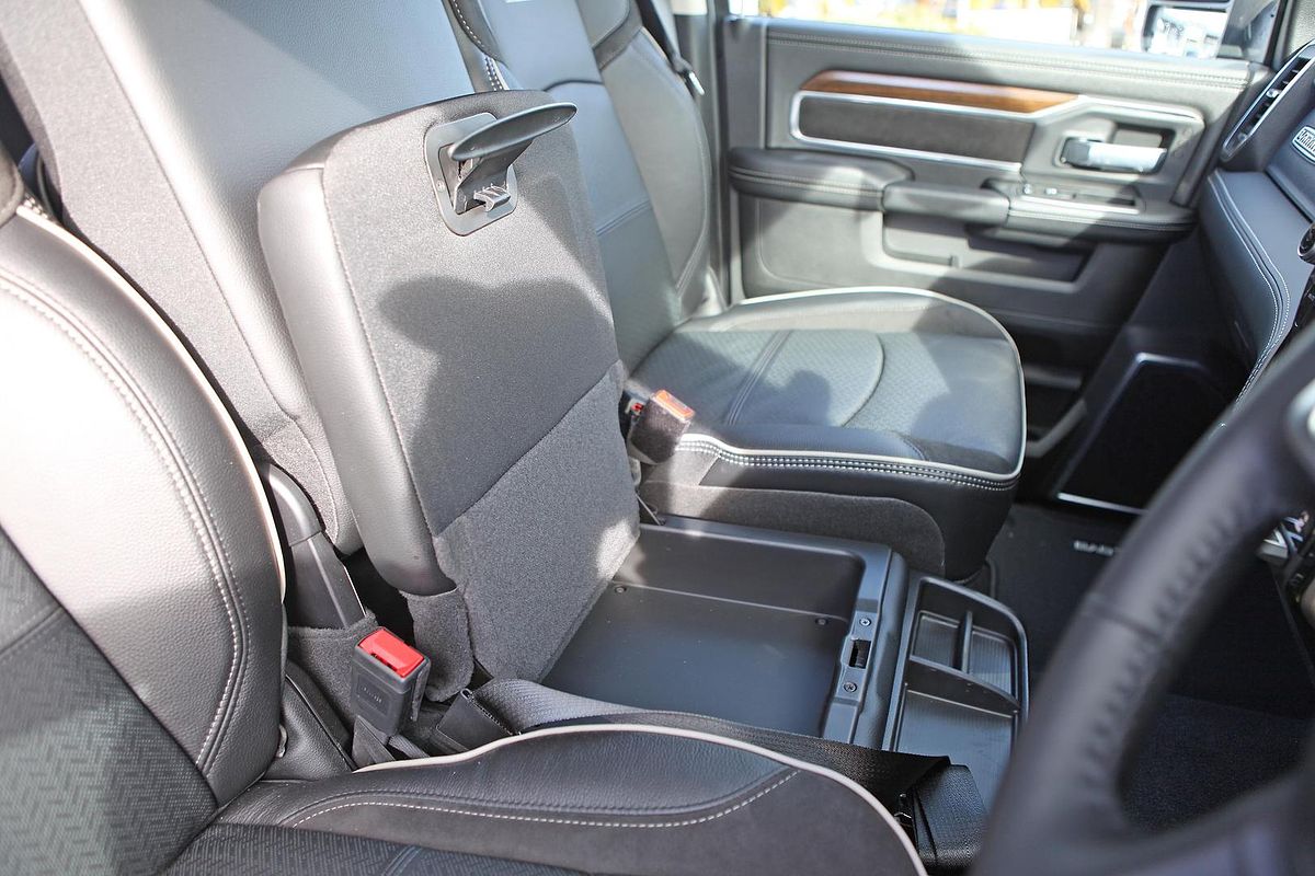 2024 RAM 2500 Laramie Rambox DJ 4X4
