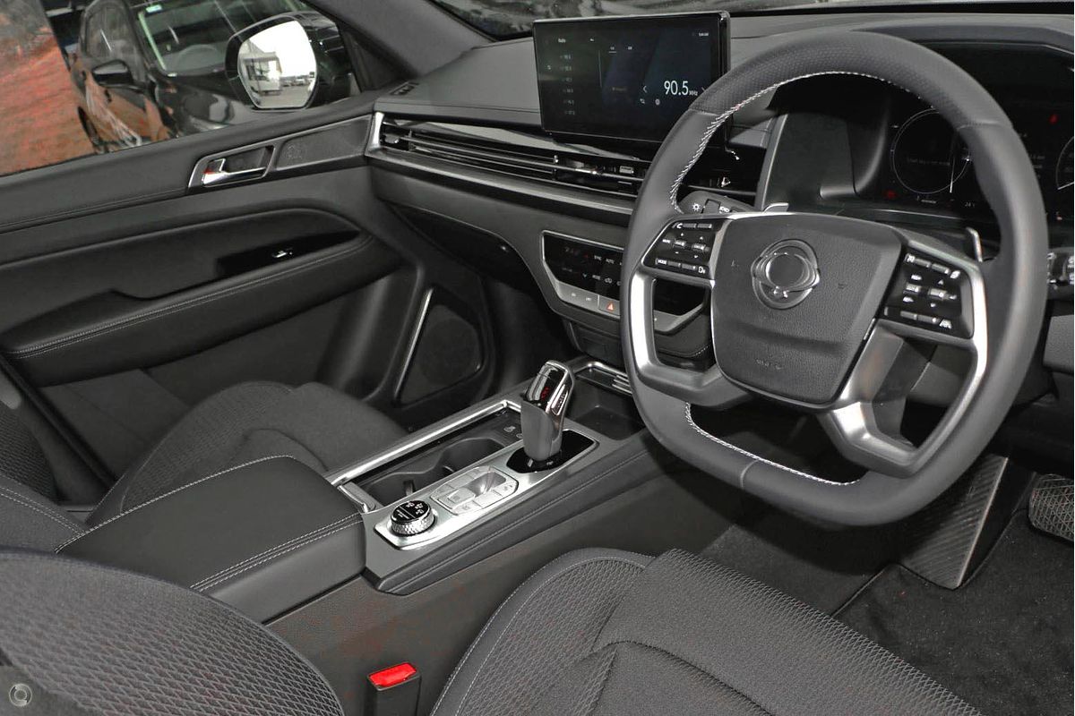 2023 SsangYong Rexton ELX Y461