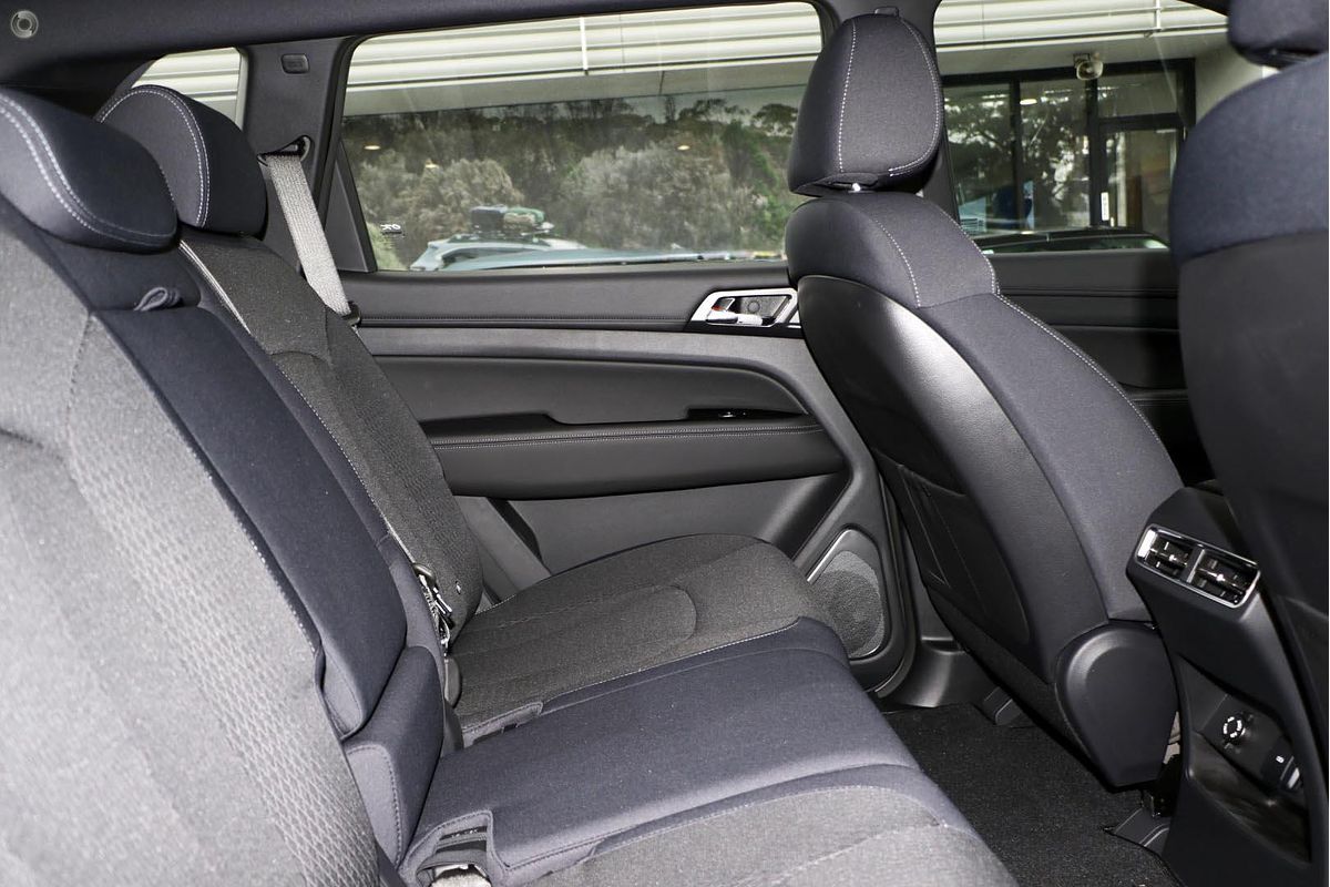 2023 SsangYong Rexton ELX Y461