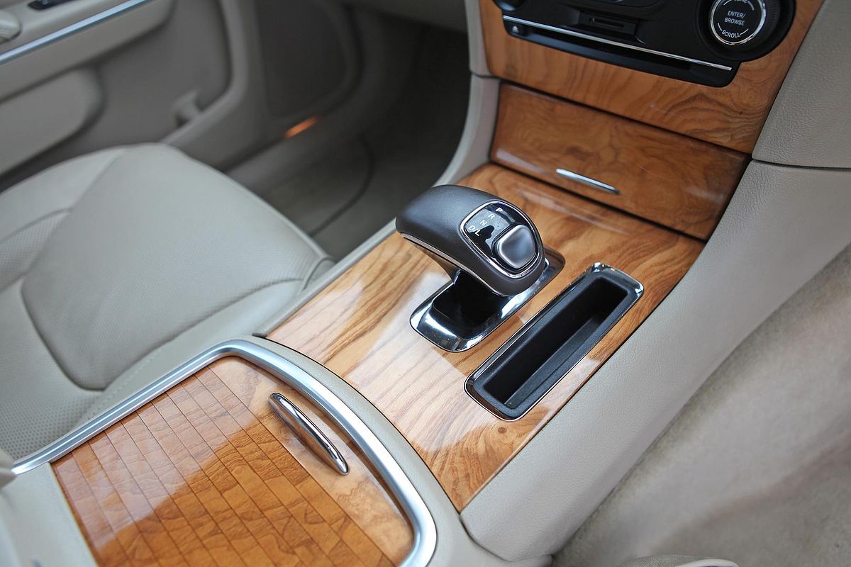 2013 Chrysler 300 Limited LX