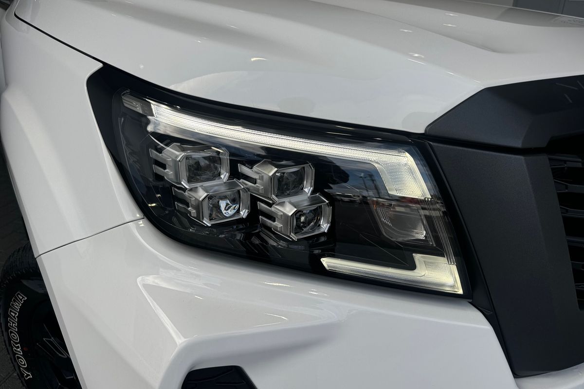 2024 Nissan Navara Black Edition D23 4X4
