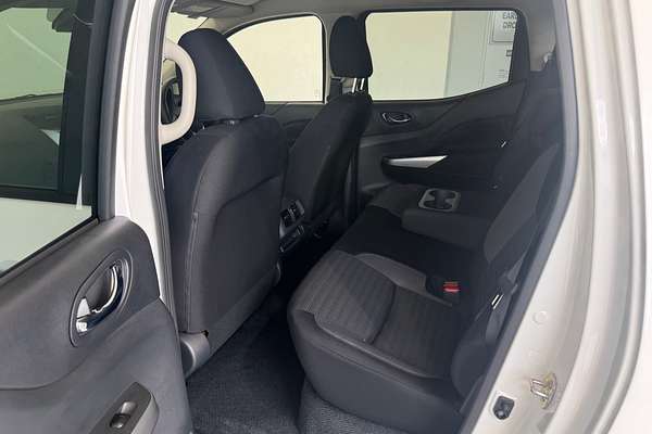 2024 Nissan Navara Black Edition D23 4X4