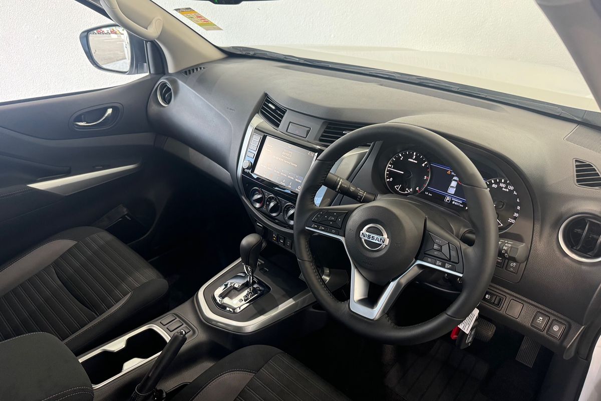 2024 Nissan Navara Black Edition D23 4X4