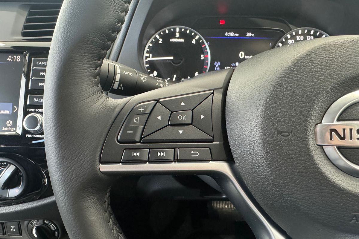 2024 Nissan Navara Black Edition D23 4X4