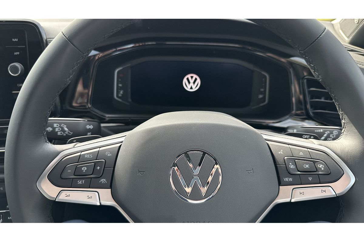 2024 Volkswagen T-Roc 140TSI R-Line D11