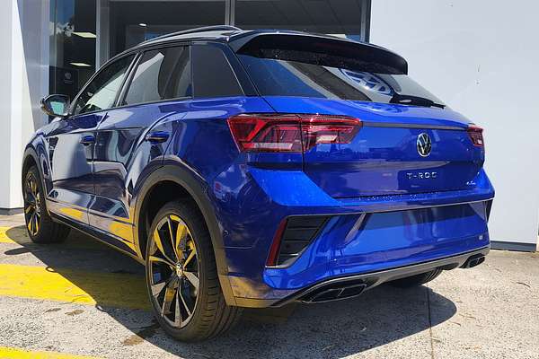 2024 Volkswagen T-Roc 140TSI R-Line D11