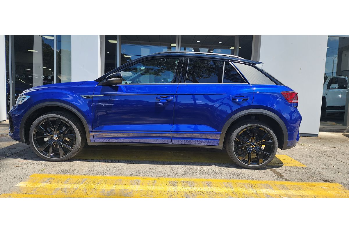 2024 Volkswagen T-Roc 140TSI R-Line D11