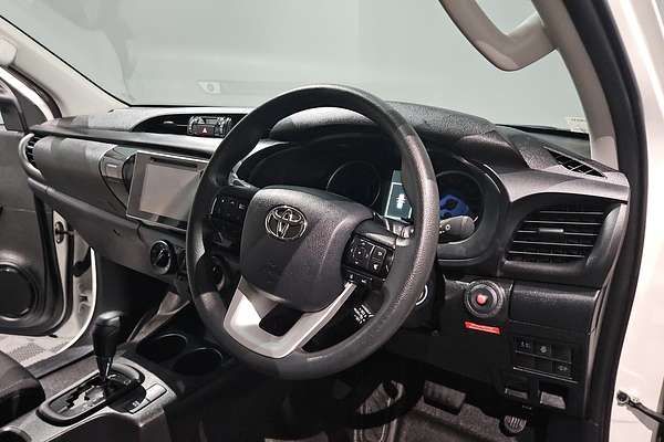 2020 Toyota Hilux SR GUN126R 4X4