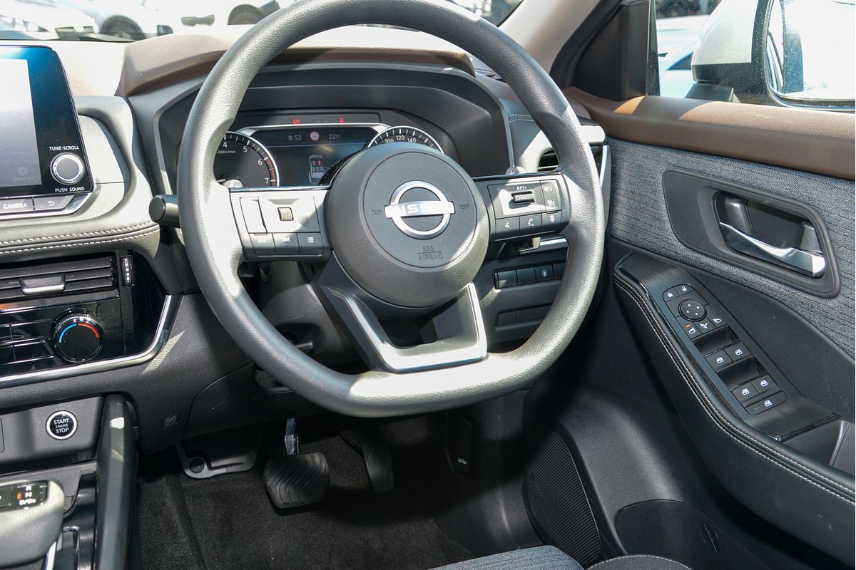 2023 Nissan X-TRAIL ST T33