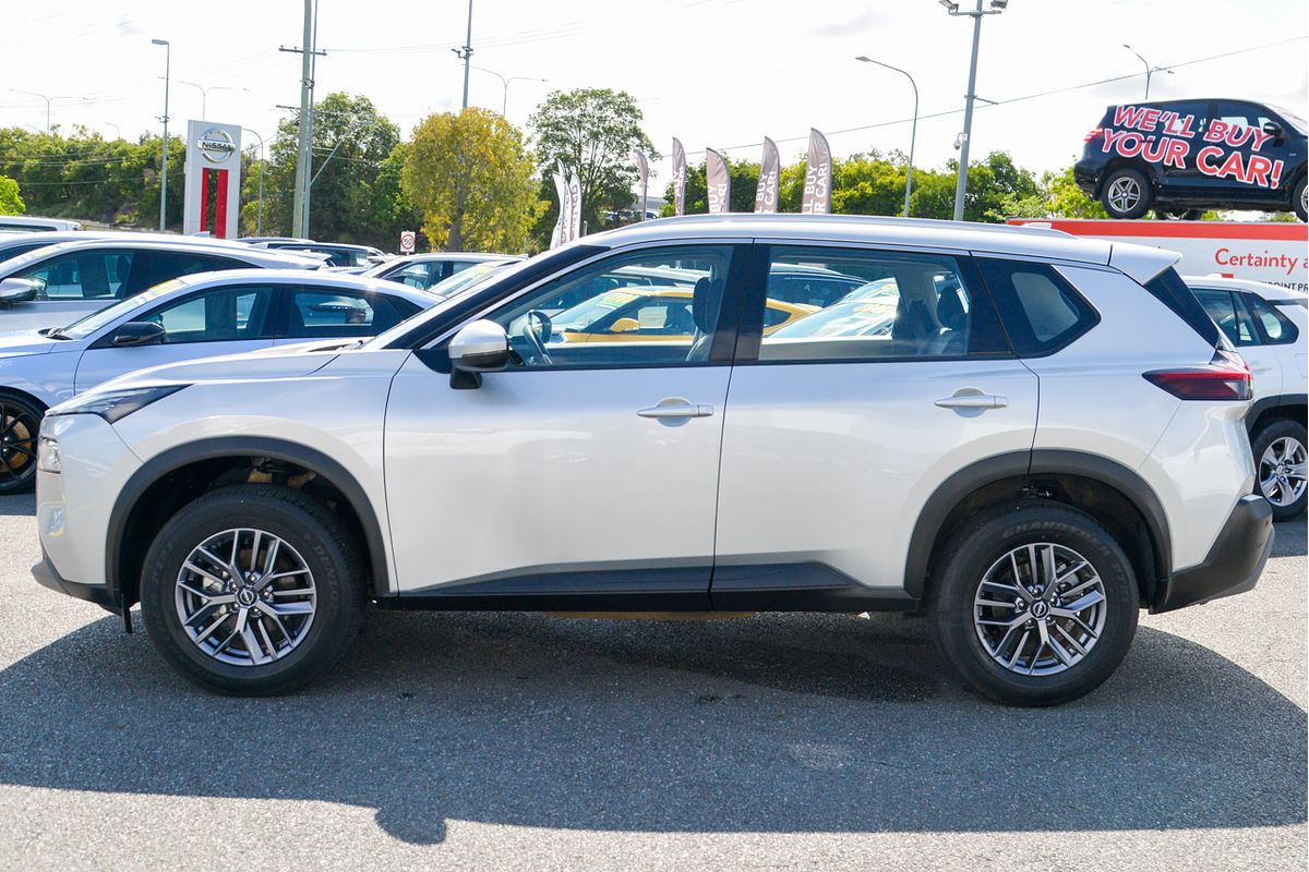 2023 Nissan X-TRAIL ST T33