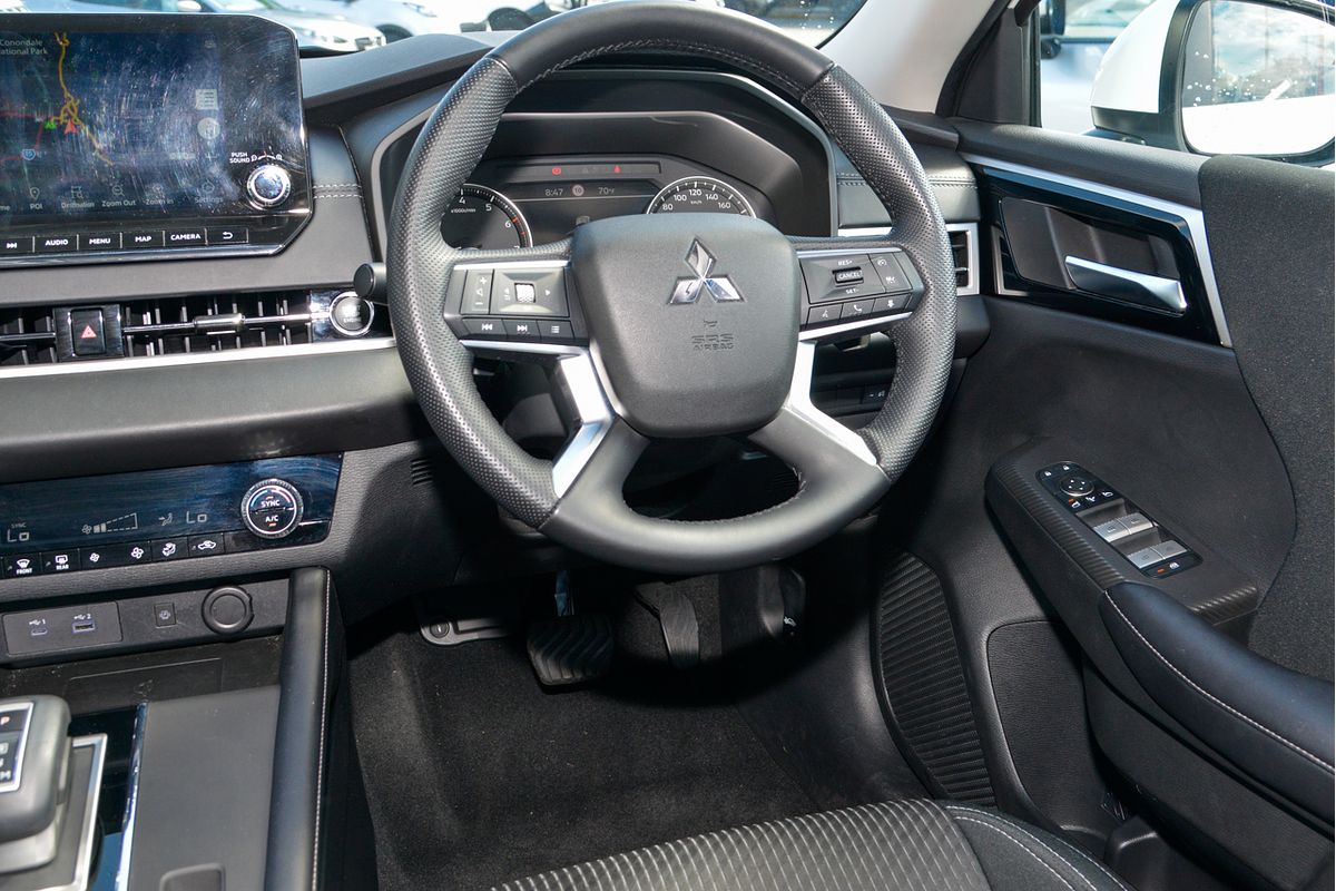 2021 Mitsubishi Outlander LS ZM