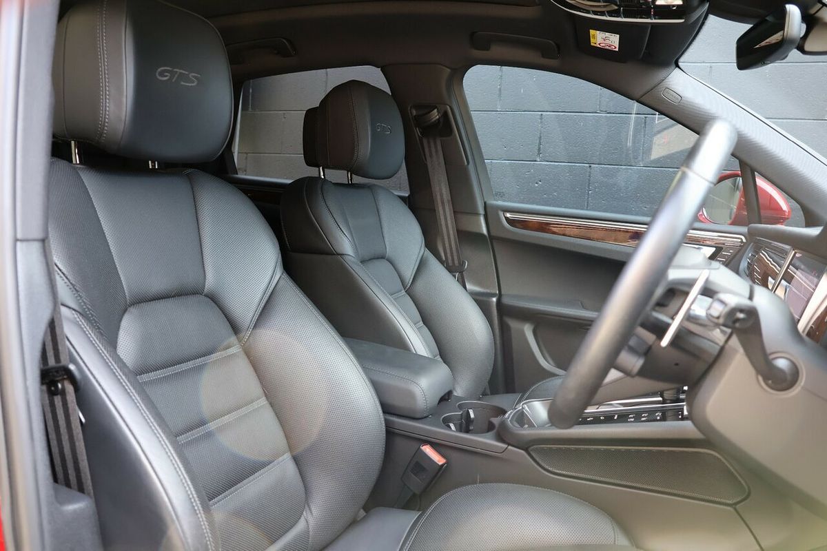 2022 Porsche Macan GTS 95B