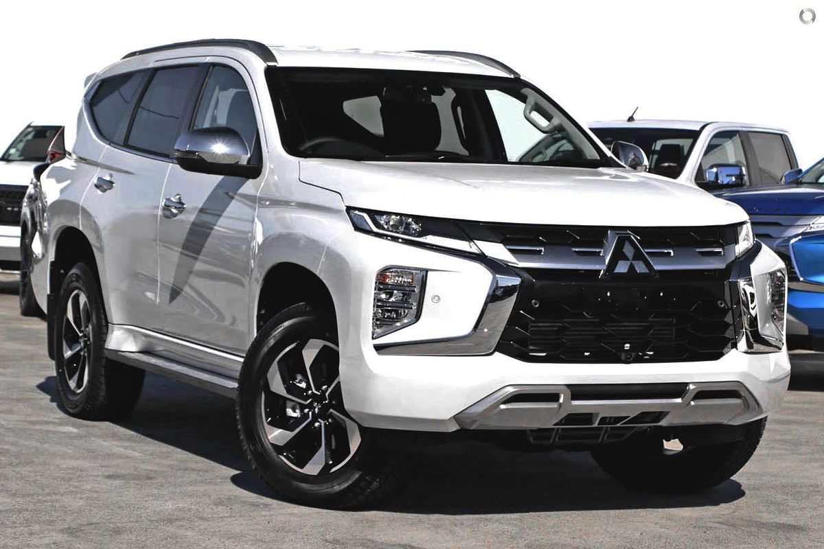 2024 Mitsubishi Pajero Sport