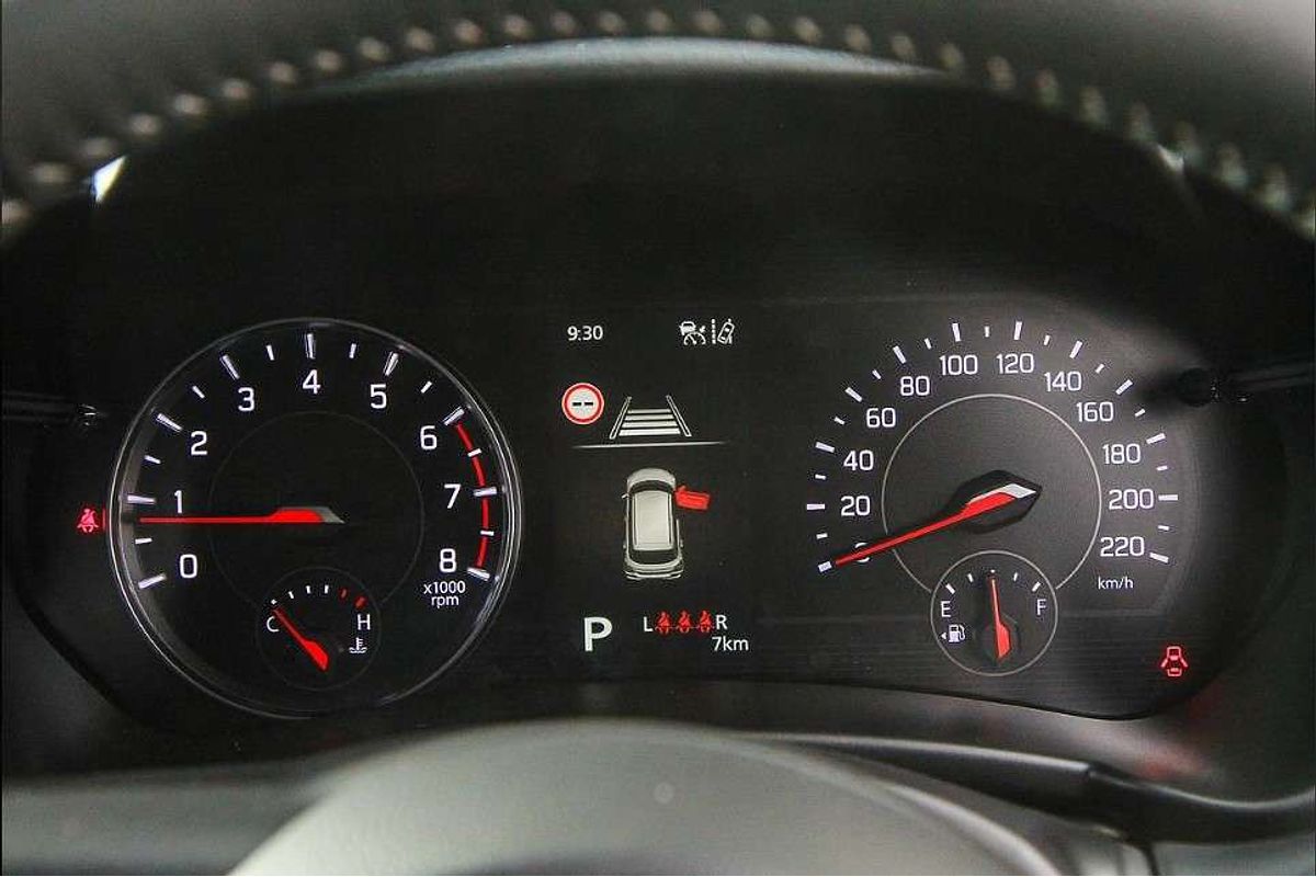 2024 Suzuki Swift Hybrid Plus UZ