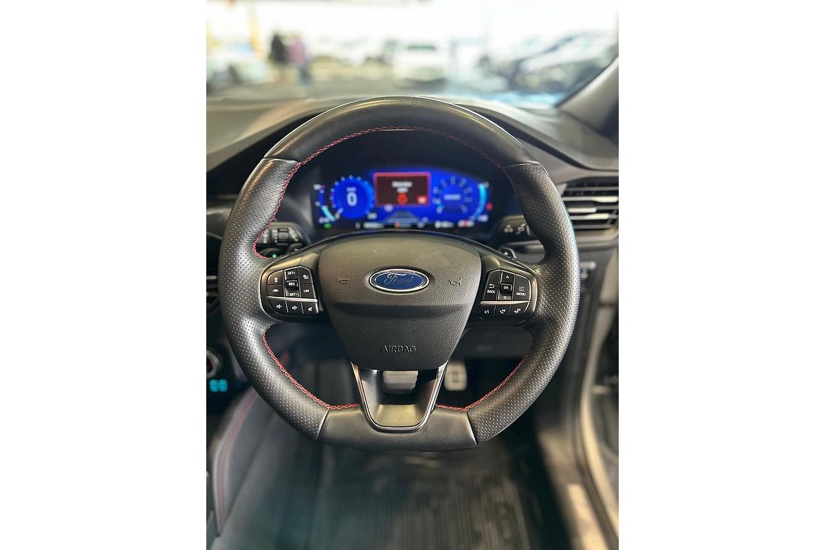 2021 Ford Escape ST-Line ZH