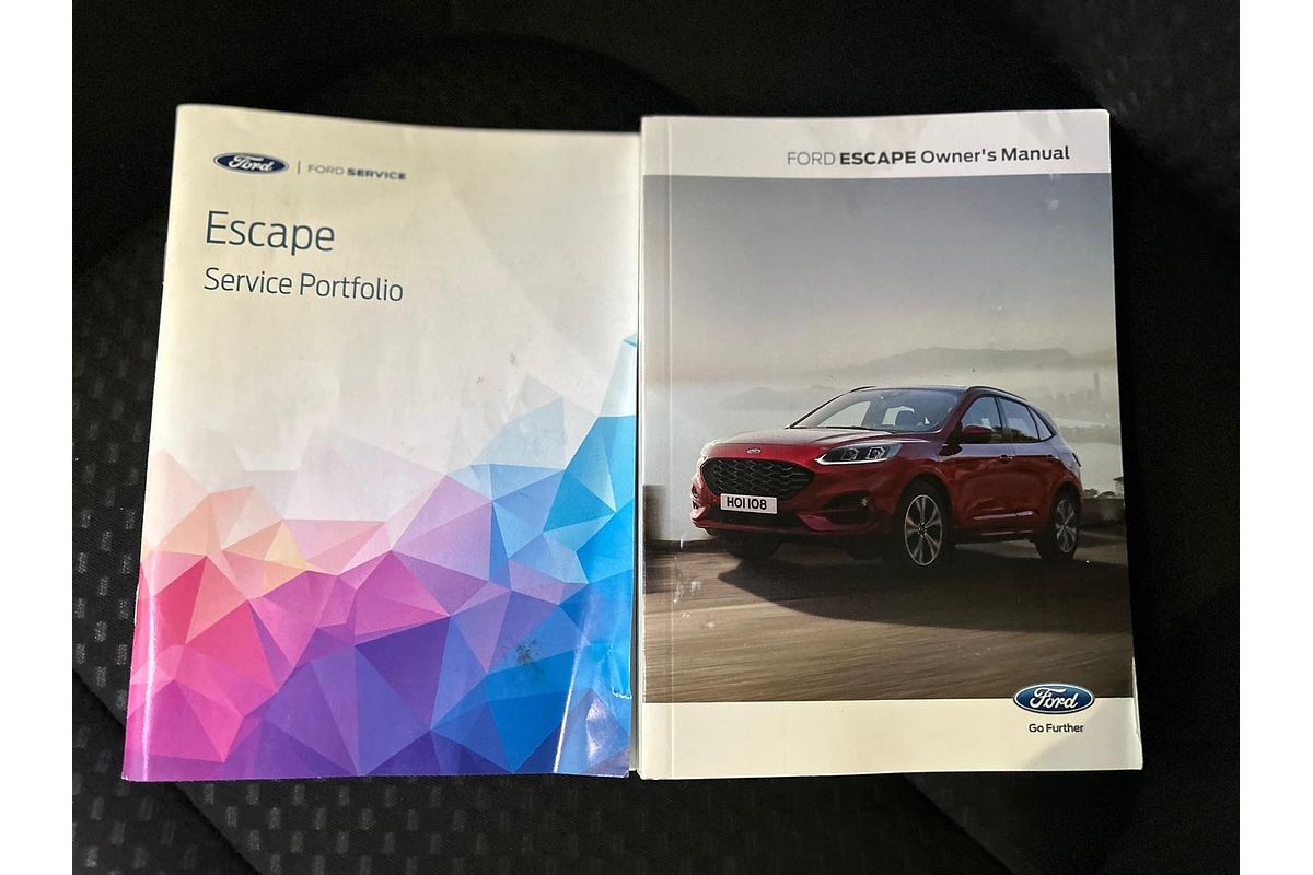 2021 Ford Escape ST-Line ZH