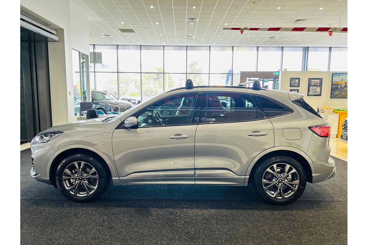 2021 Ford Escape ST-Line ZH