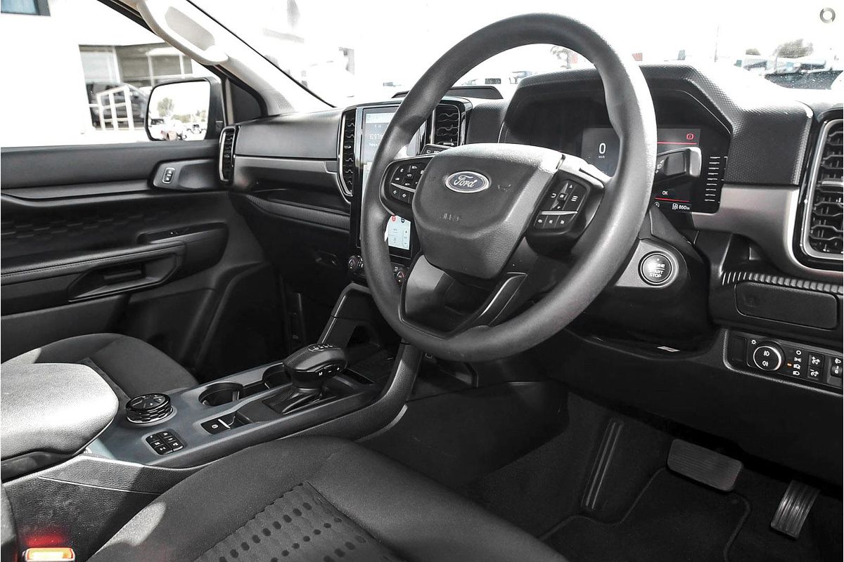 2024 Ford Everest Ambiente