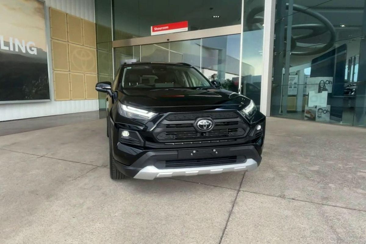 2023 Toyota RAV4 Edge AXAA54R