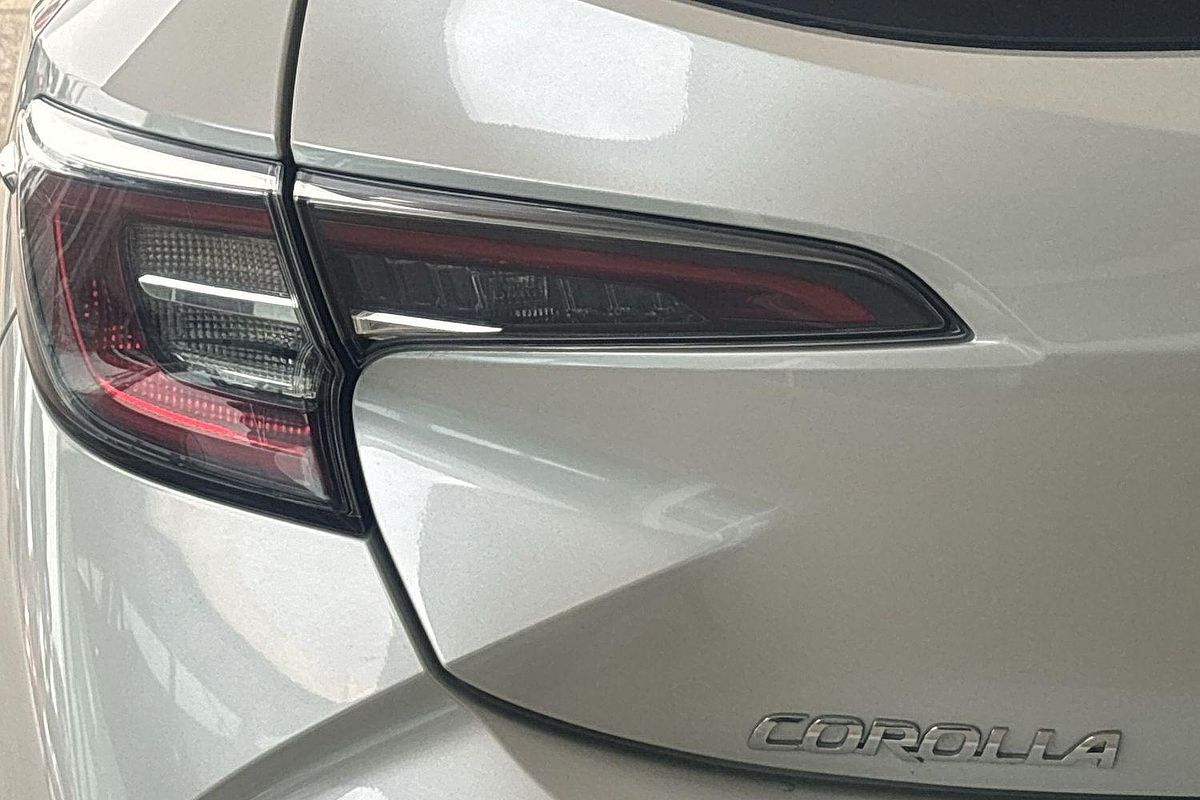 2022 Toyota Corolla Ascent Sport Hybrid ZWE211R