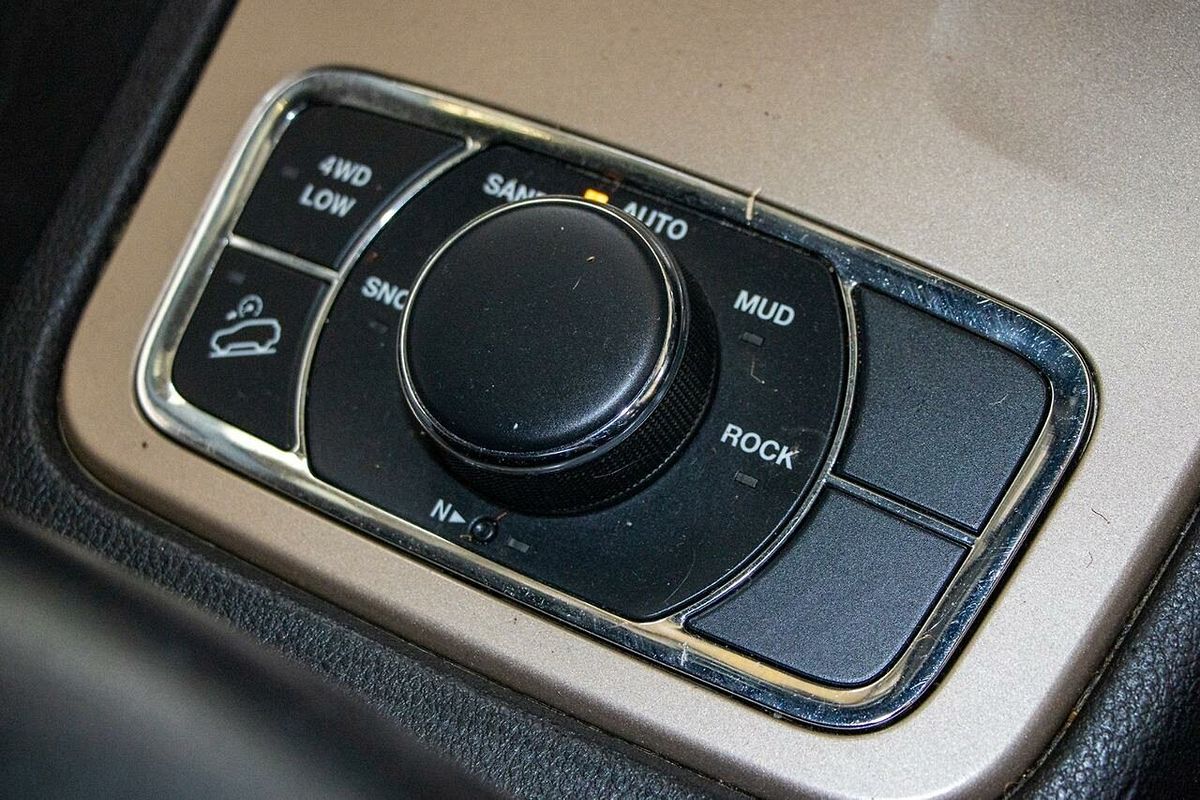 2014 Jeep Grand Cherokee Laredo WK