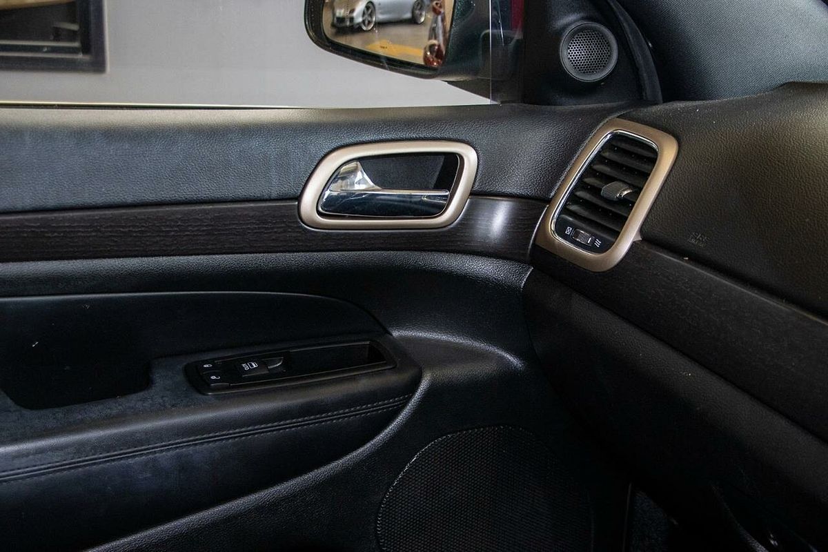 2014 Jeep Grand Cherokee Laredo WK