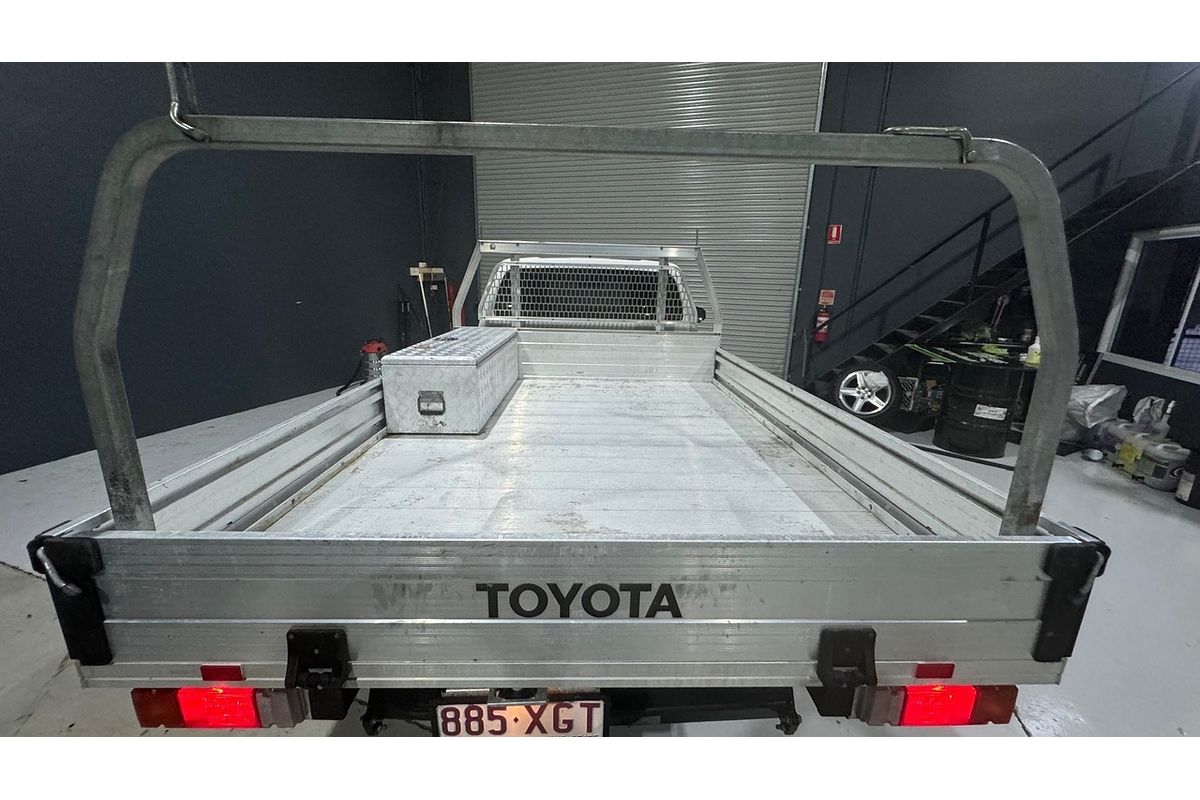 2017 Toyota Hilux Workmate GUN122R Rear Wheel Drive