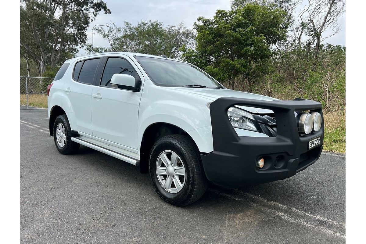 2016 Isuzu MU-X LS-M