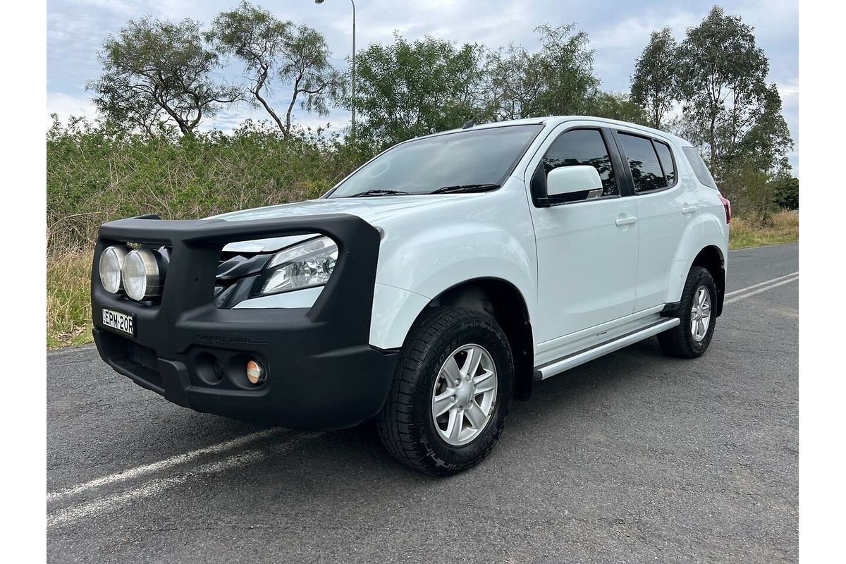 2016 Isuzu MU-X LS-M