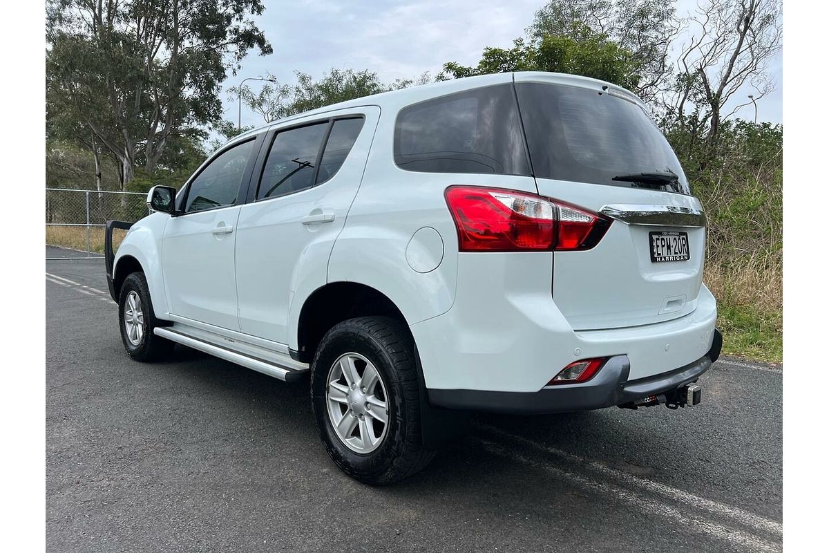 2016 Isuzu MU-X LS-M