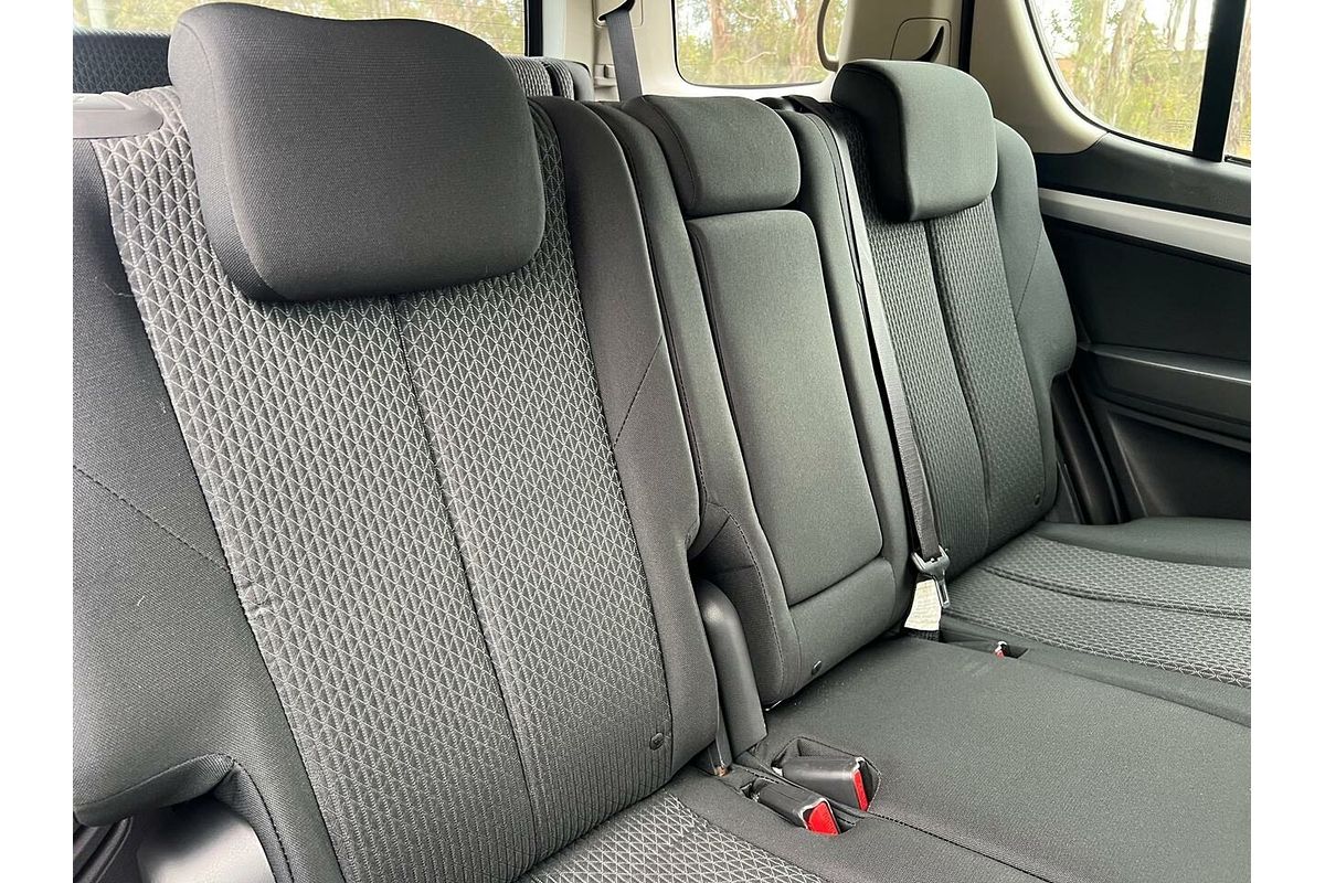 2016 Isuzu MU-X LS-M