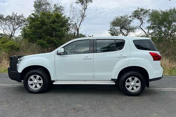 2016 Isuzu MU-X LS-M