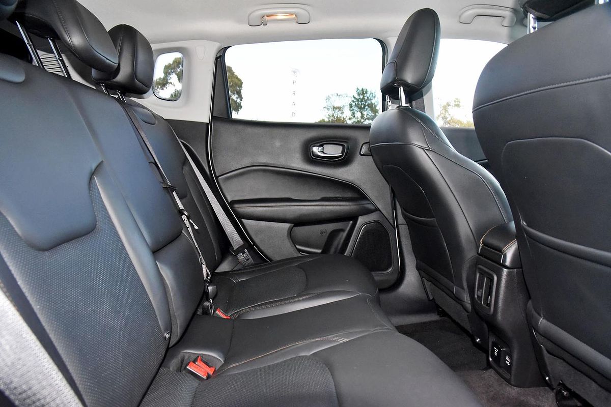 2018 Jeep Compass Limited M6