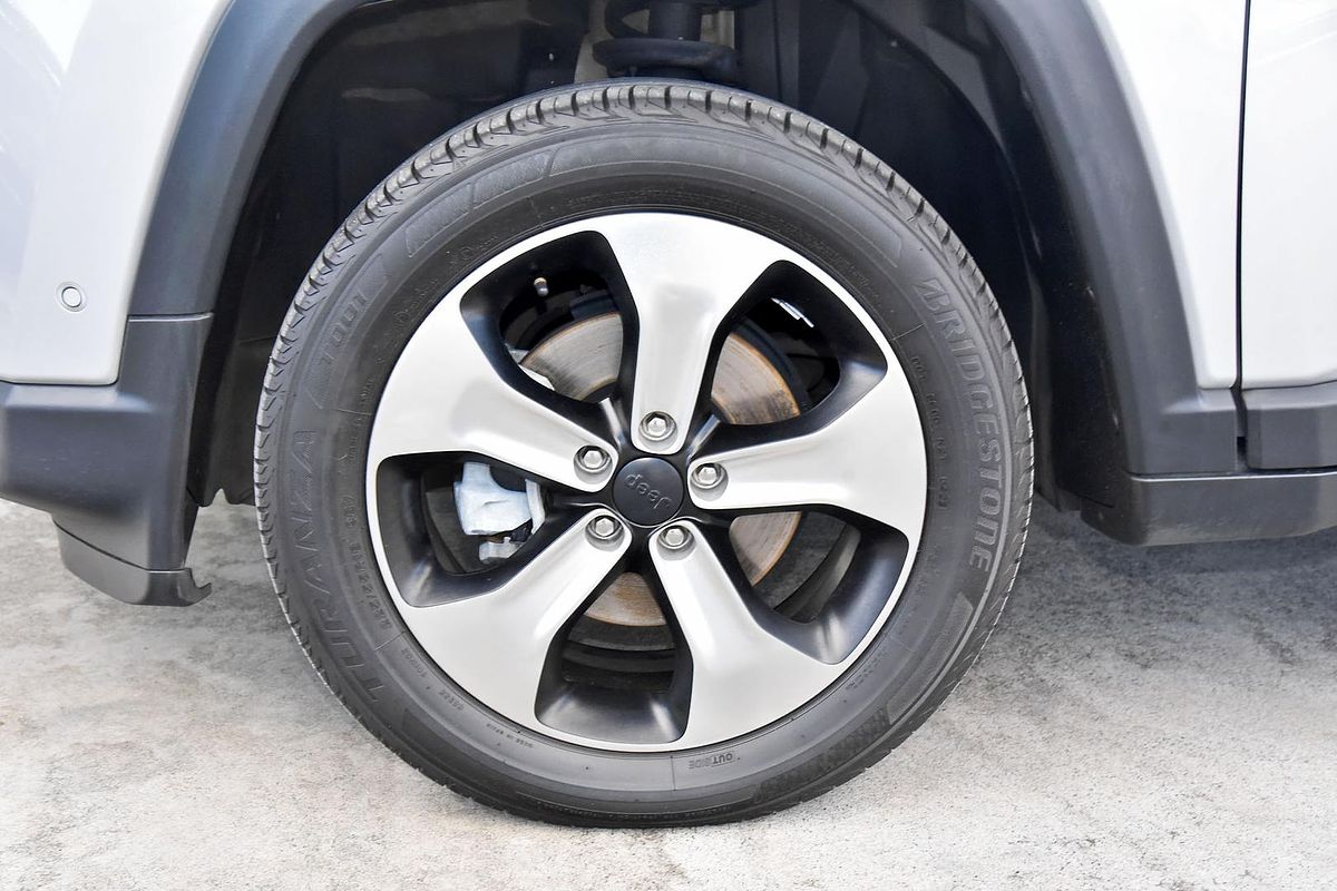 2018 Jeep Compass Limited M6
