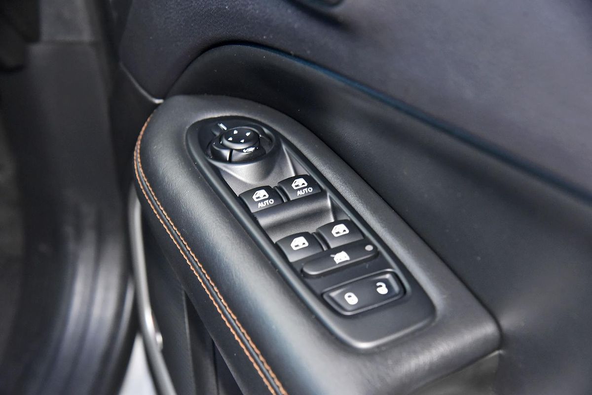 2018 Jeep Compass Limited M6