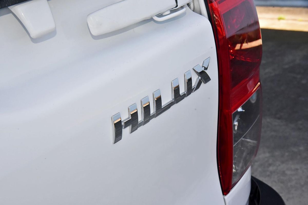 2018 Toyota Hilux Workmate TGN121R Rear Wheel Drive