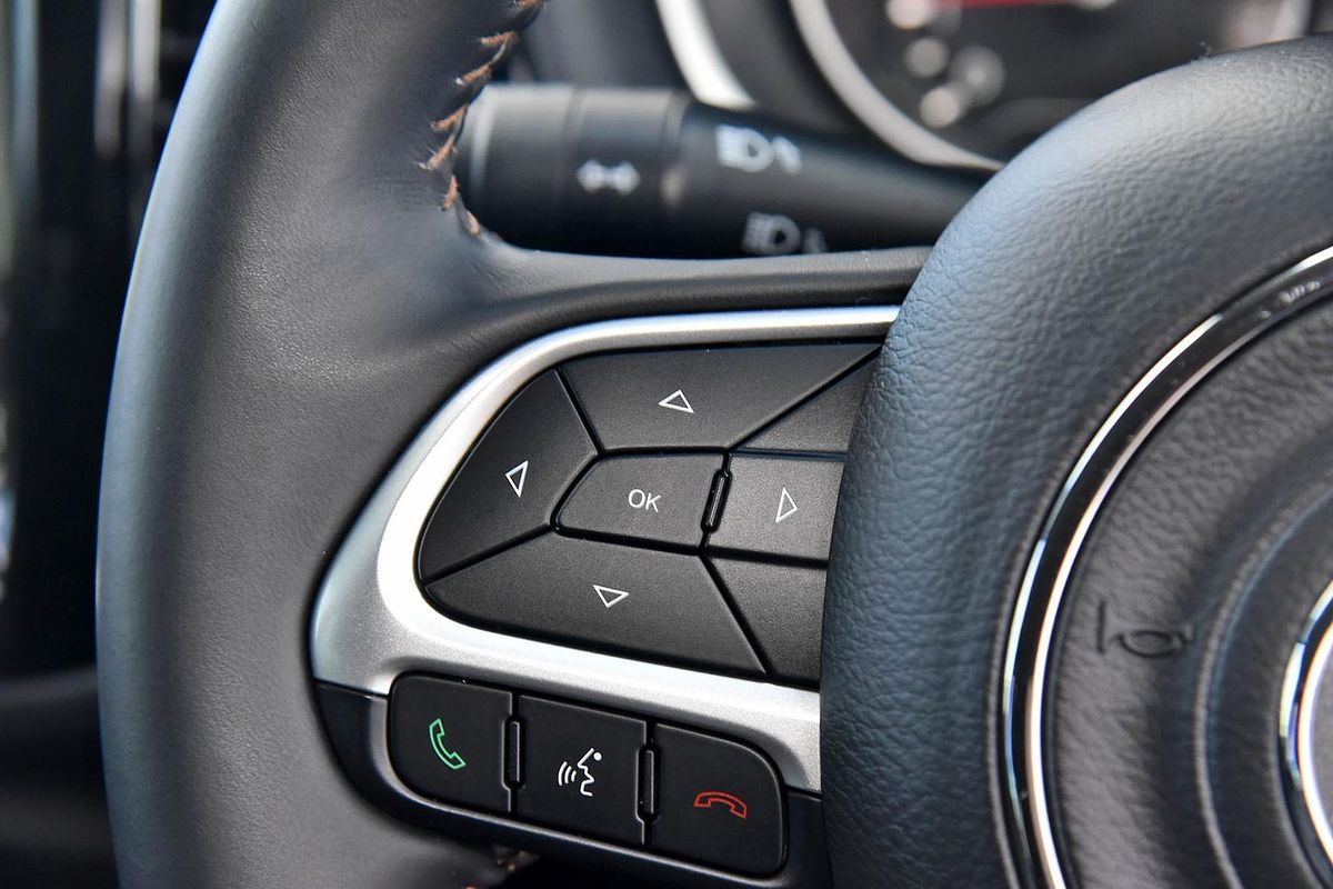 2018 Jeep Compass Limited M6