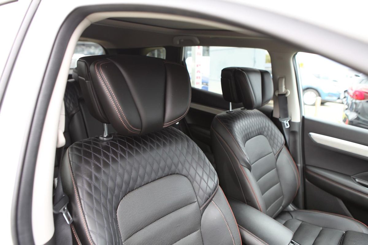 2023 Renault Koleos Intens HZG