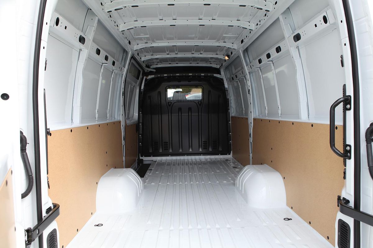 2024 Renault Master Pro 120kW X62 Phase 2 LWB