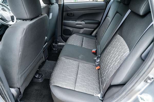 2024 Mitsubishi ASX ES XD